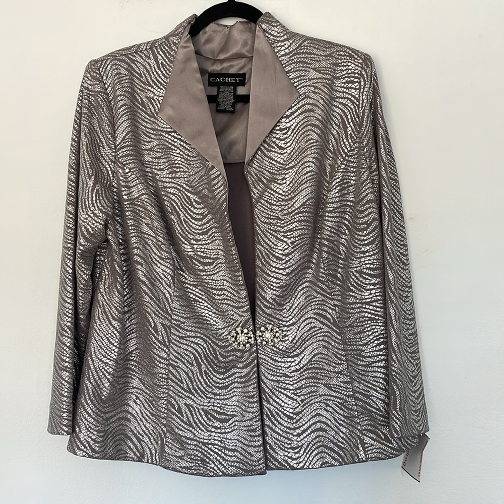 NWT $219 CACHET Jacket Mother of Bride Bridal Peplum Dynasty Wrap Suit Print